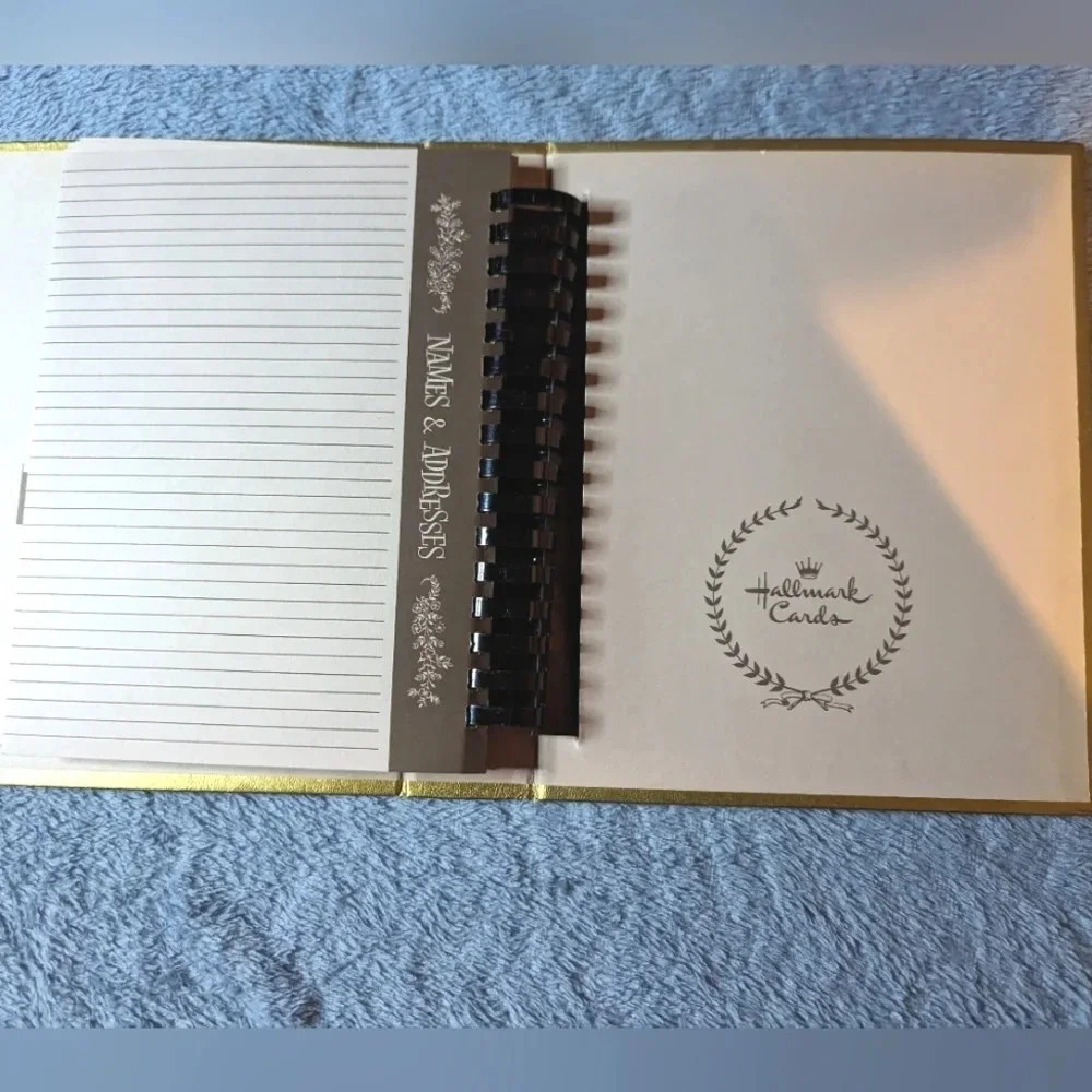 Hallmark Thoughtfulness Album-Vintage 60s gold scrapbook/Card Organizer-Pockets - Picture 7 of 15